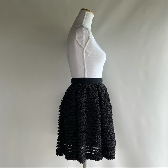 Red Valentino Floral Appliqué Mini Skirt - sz 38 - Picture 3 of 6